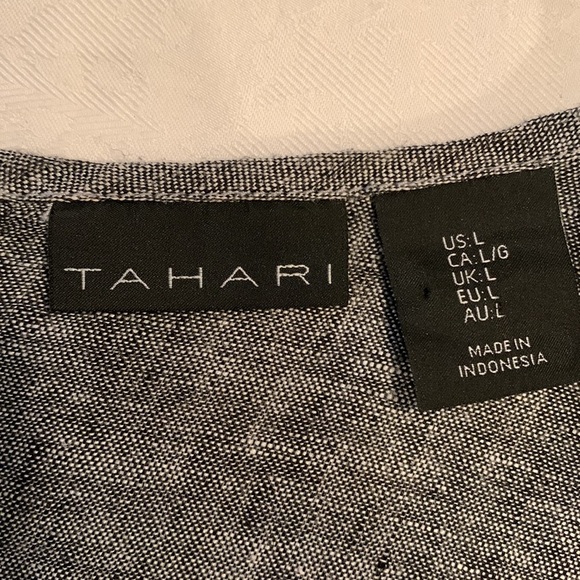 Tahari 100% Linen Back Buttons Lagenlook Top - Picture 9 of 13